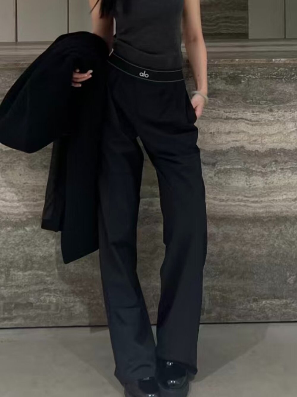Alo Yoga🖤Black 30-inch Fashionable casual Pants NWT Cozy Trouser💗🎀
